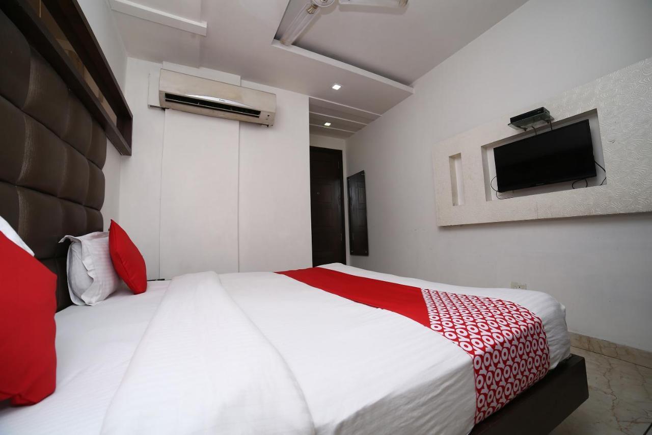 Oyo 11150 Hotel Jmd Rooms 新德里 外观 照片